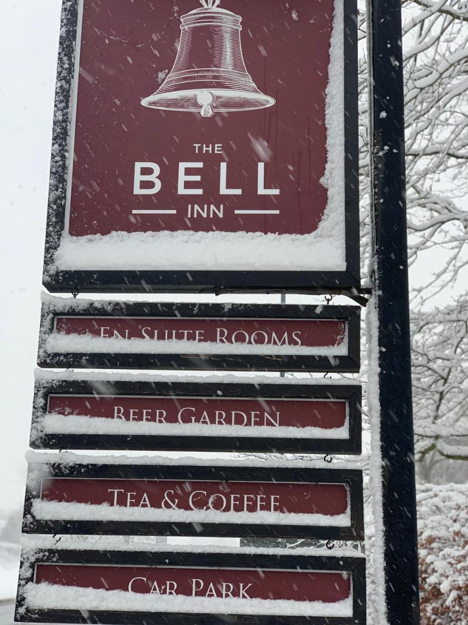 Отель The Bell At Old Sodbury Чиппинг-Содбери Экстерьер фото